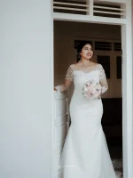 Off-White Bridal Wedding Gown
