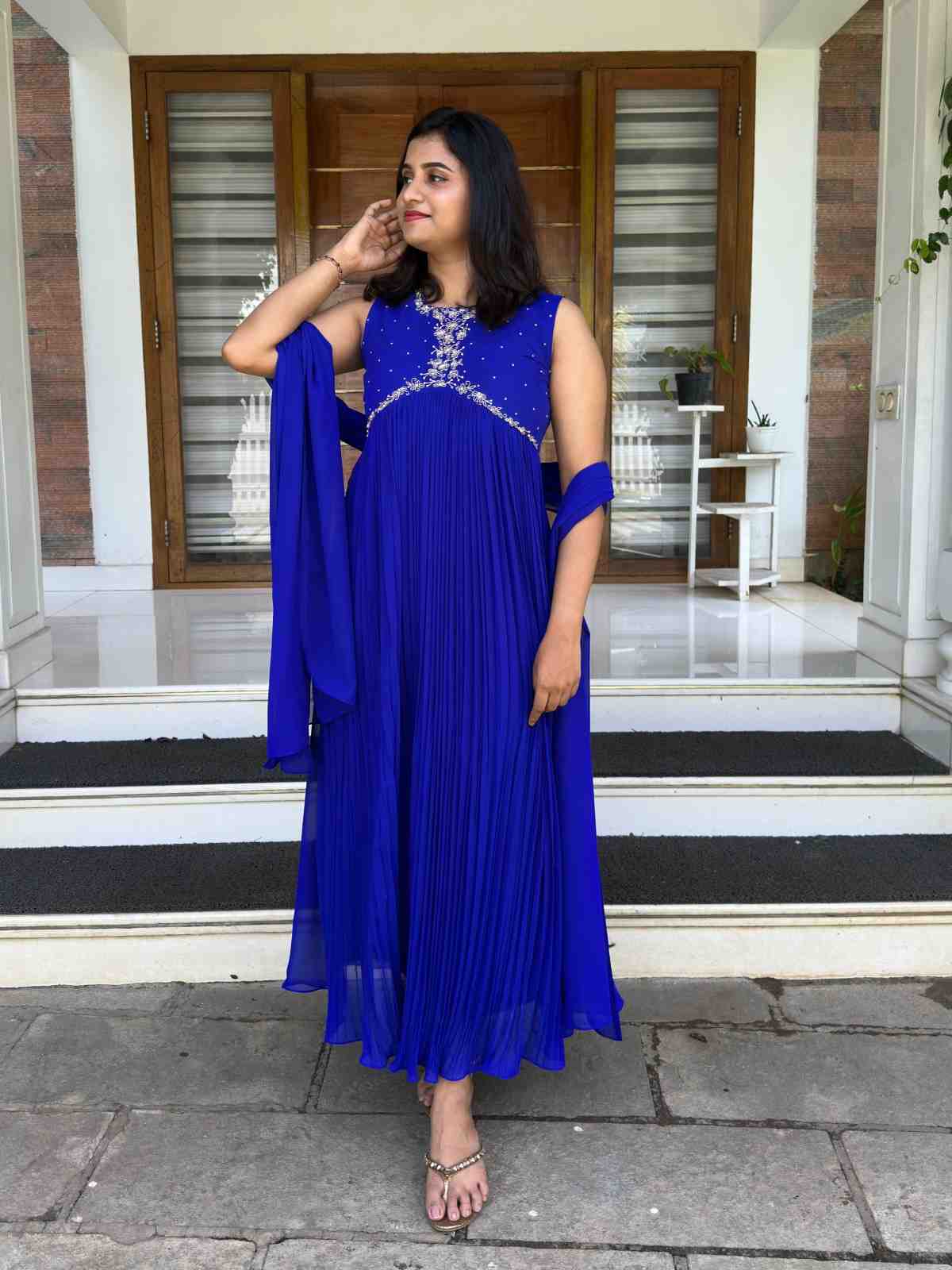 11B1E50A-E8F4-44EC-BFA0-45B169F59677 (1) Royal blue kurti - Image 1