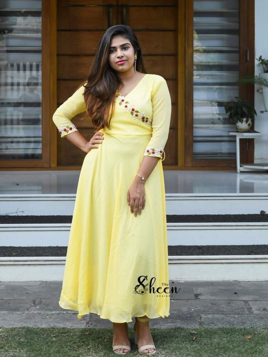 21DB341D-01B2-45BD-B20D-27ED99D2E09A (1) Yellow umbrella-cut kurti - Image 1