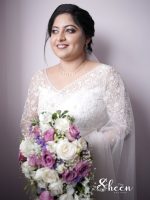 Offwhite shade bridal saree - Image 2