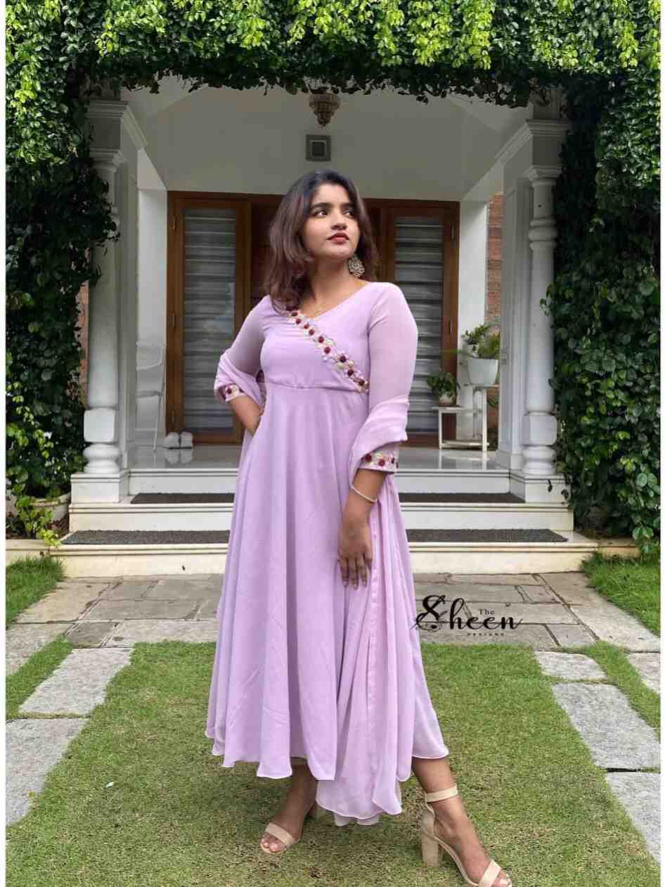A0205F40-028A-40D2-BE02-395EA4706937 (1) Lavender umbrella-cut kurti - Image 1