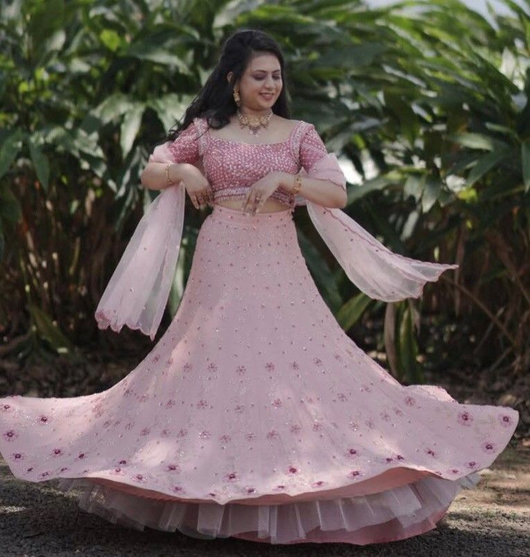 C0CFE875-291E-48B2-AE92-C9E92DA2BC5A (1) peachish pink shade crop top, skirt and duppatta - Image 1