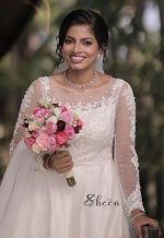 Bridal gown - Image 2