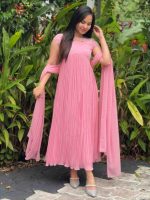 Peachish pink