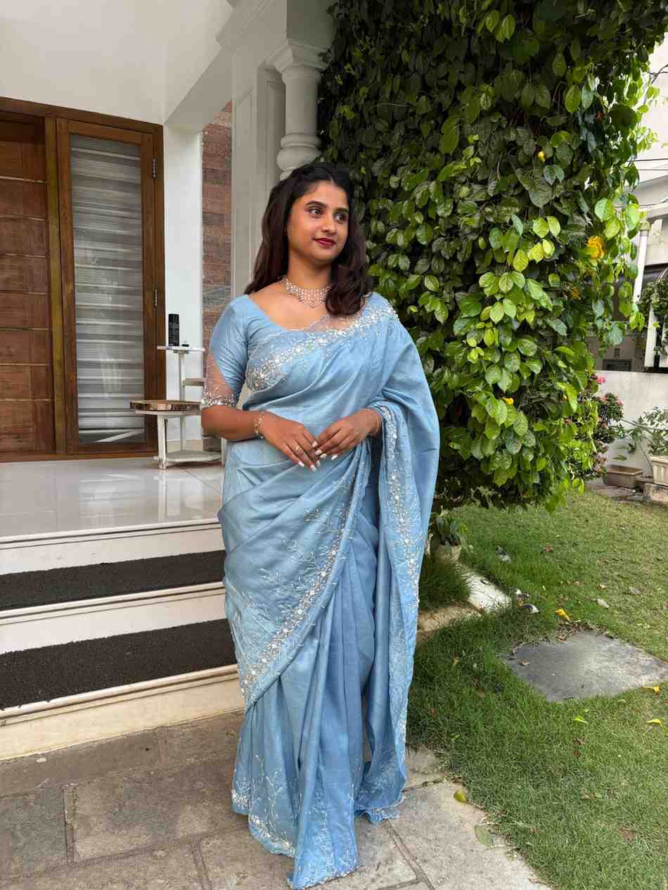 327DC2B3-1E50-4D85-BEE7-3A6F221F79FA (1) Elegant blue uppada silk saree - Image 1