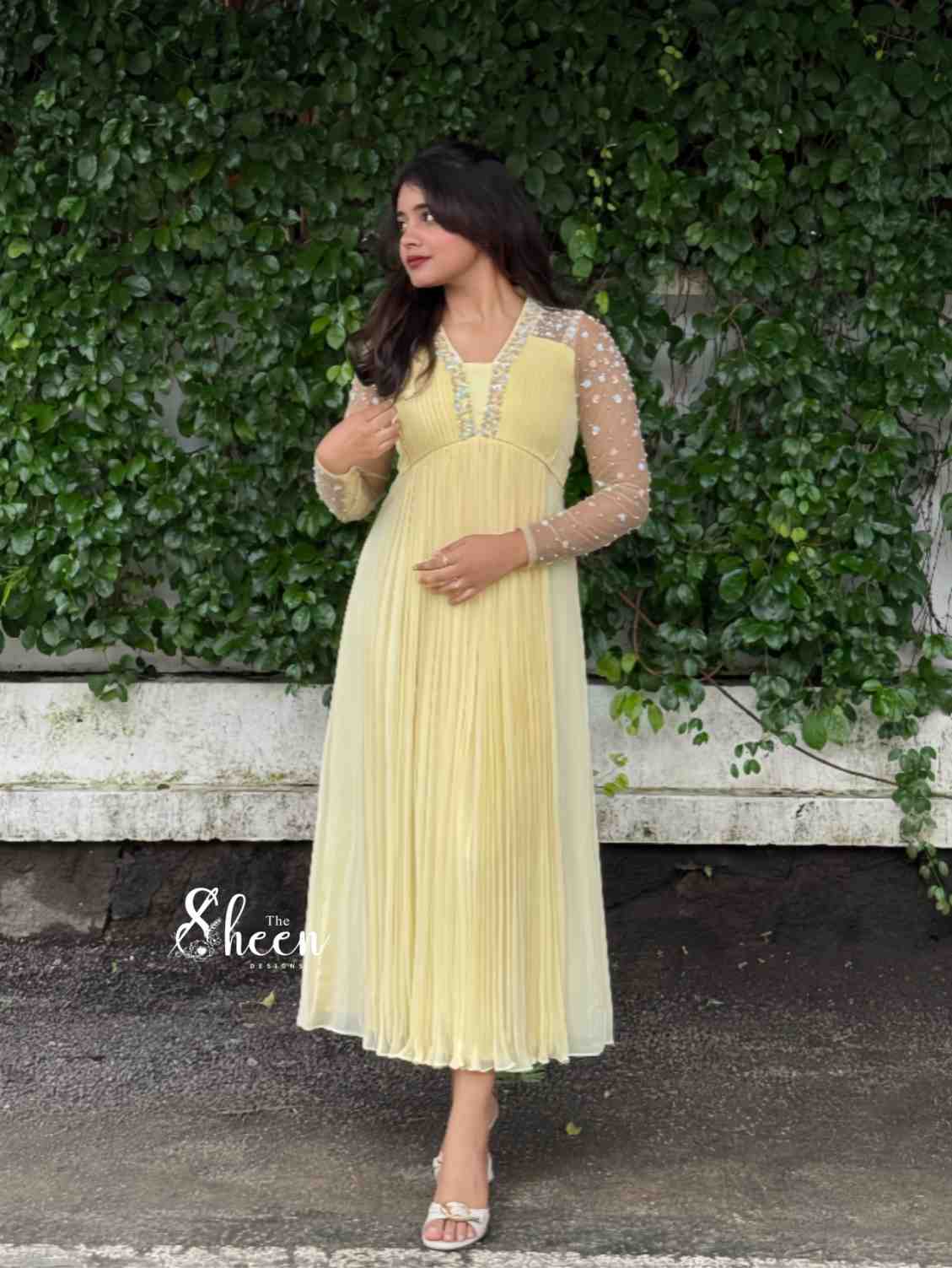 3819EAEE-DA83-4000-BEEF-070C9F005F1F light yellow georgette kurti - Image 1