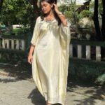 Semi tissue light gold kaftan